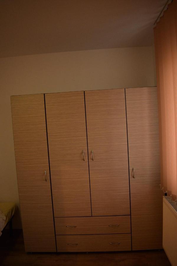 Apartament Alexandru Apartment Сибиу Екстериор снимка